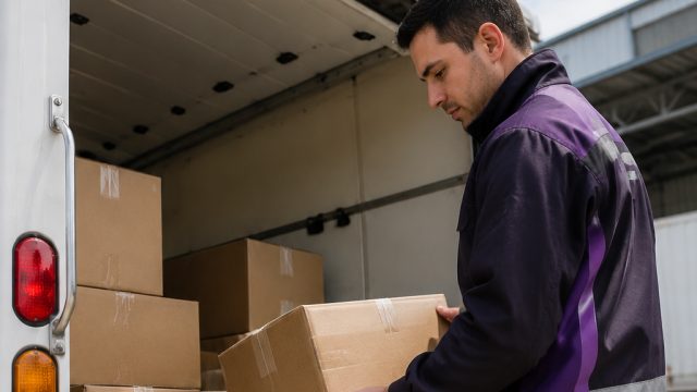 Navigating Trade Policy Impact: FedEx's 
